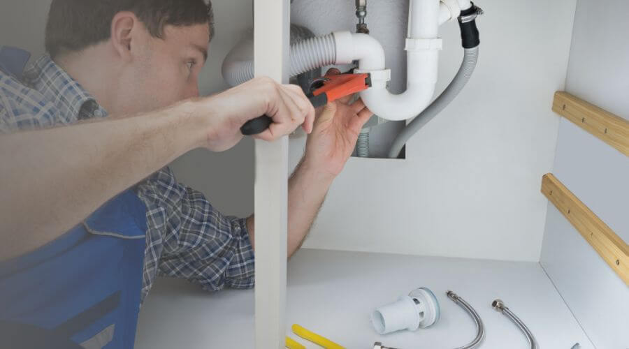 Local annual plumbing maintenance in Youngstown, PA